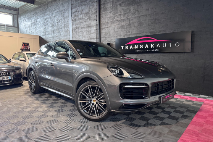 PORSCHE CAYENNE COUPE