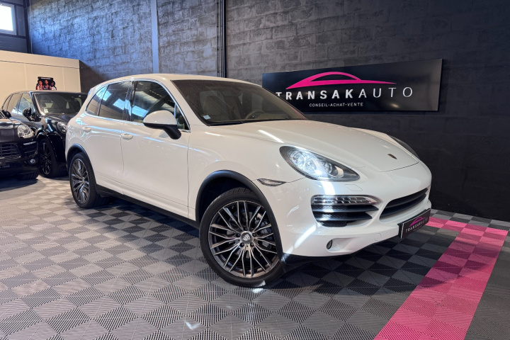 PORSCHE CAYENNE