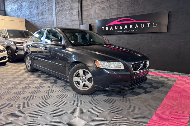 VOLVO S40
