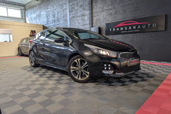 KIA PRO_CEE'D COUPE