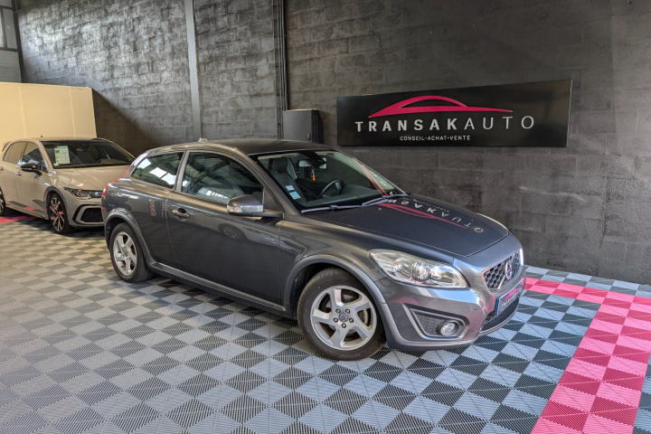 VOLVO C30